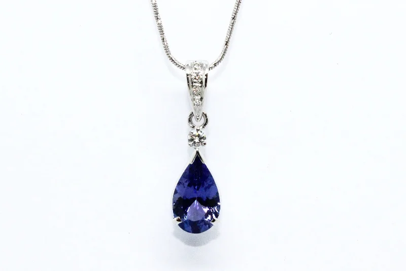 Women’s crystal necklace-Pear-Shape Tanzanite and Diamond Pendant ad no.1652