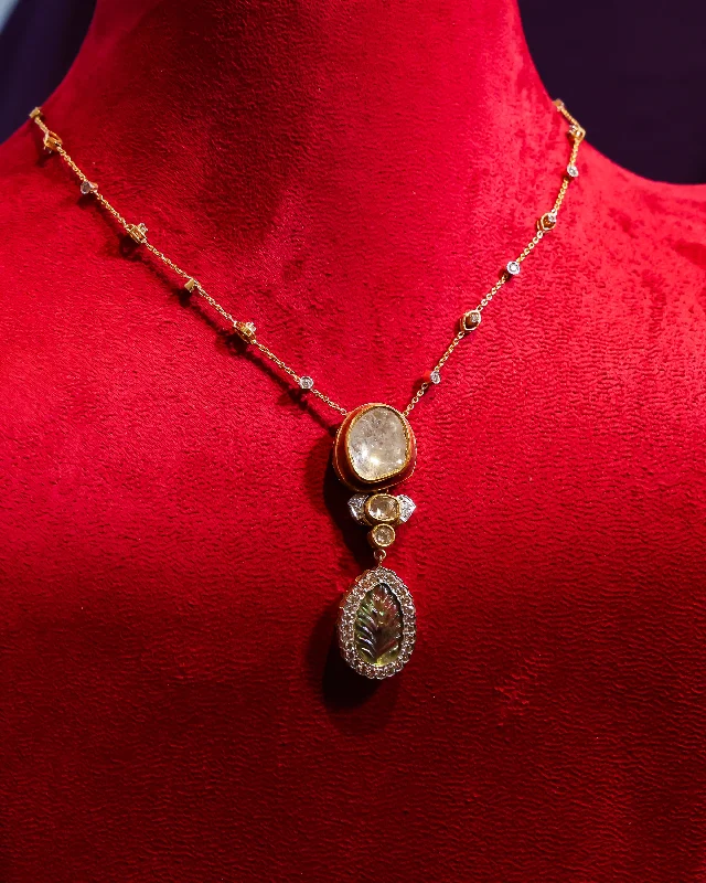 Women’s boho necklace-Saisha Polki And Diamond Pendant