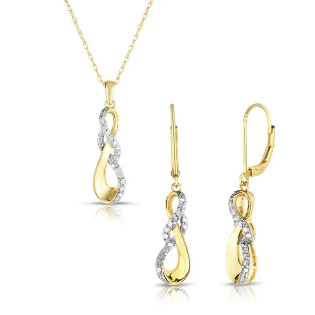 Women’s heart-shaped earrings-1/5 CTW Diamond Pendant and Earrings Set in Gold Plated Sterling Silver