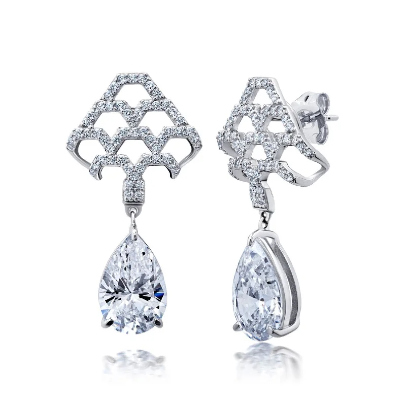 Women’s emerald earrings-Crislu Platinum Plated Fashion Drop Earrings