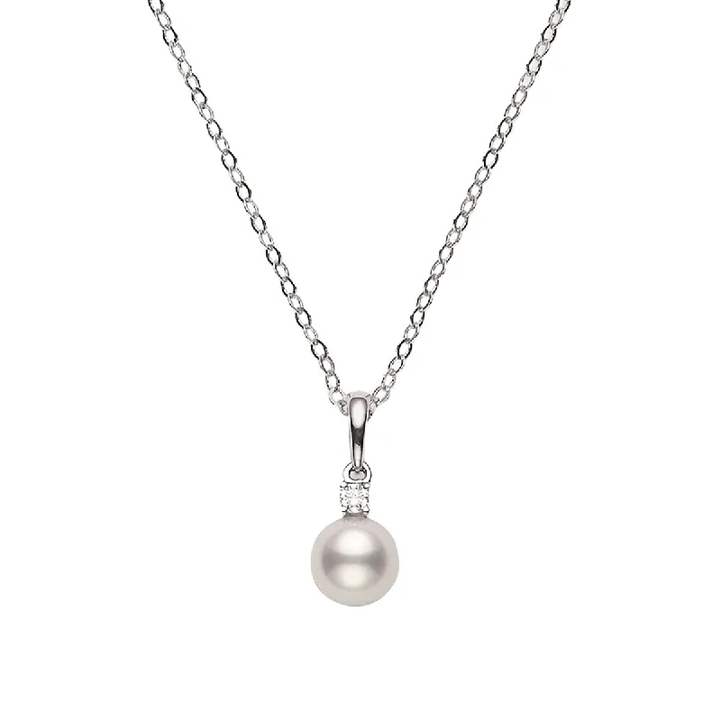 Women’s cute necklace-Akoya Cultured Pearl and Diamond Pendant