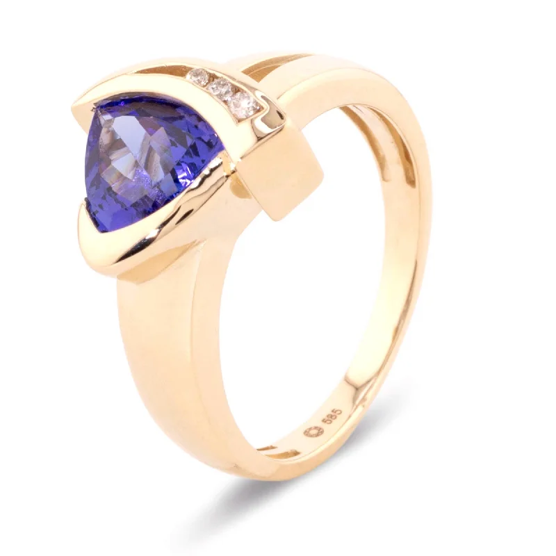 Women’s designer ring-14Kt Yellow Gold Tanzanite and Diamond Ring