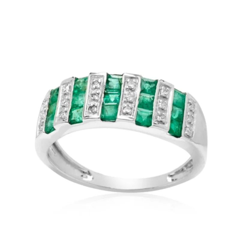 Women’s wedding ring-14K White Gold Emerald and White Diamond Ring