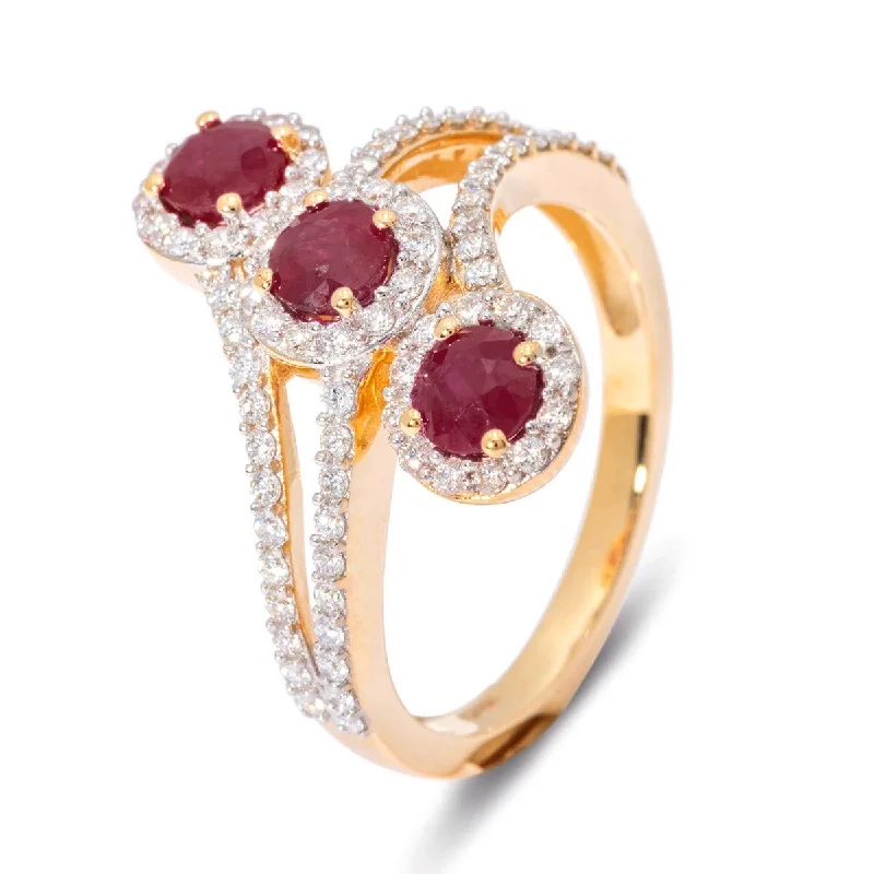 Women’s sapphire ring-14KT Yellow Gold Thai Ruby Diamond Ring