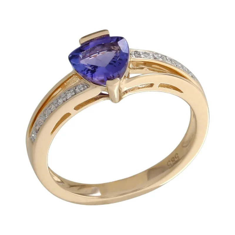 Women’s stackable ring-14K Gold Tanzanite and Diamond Ring